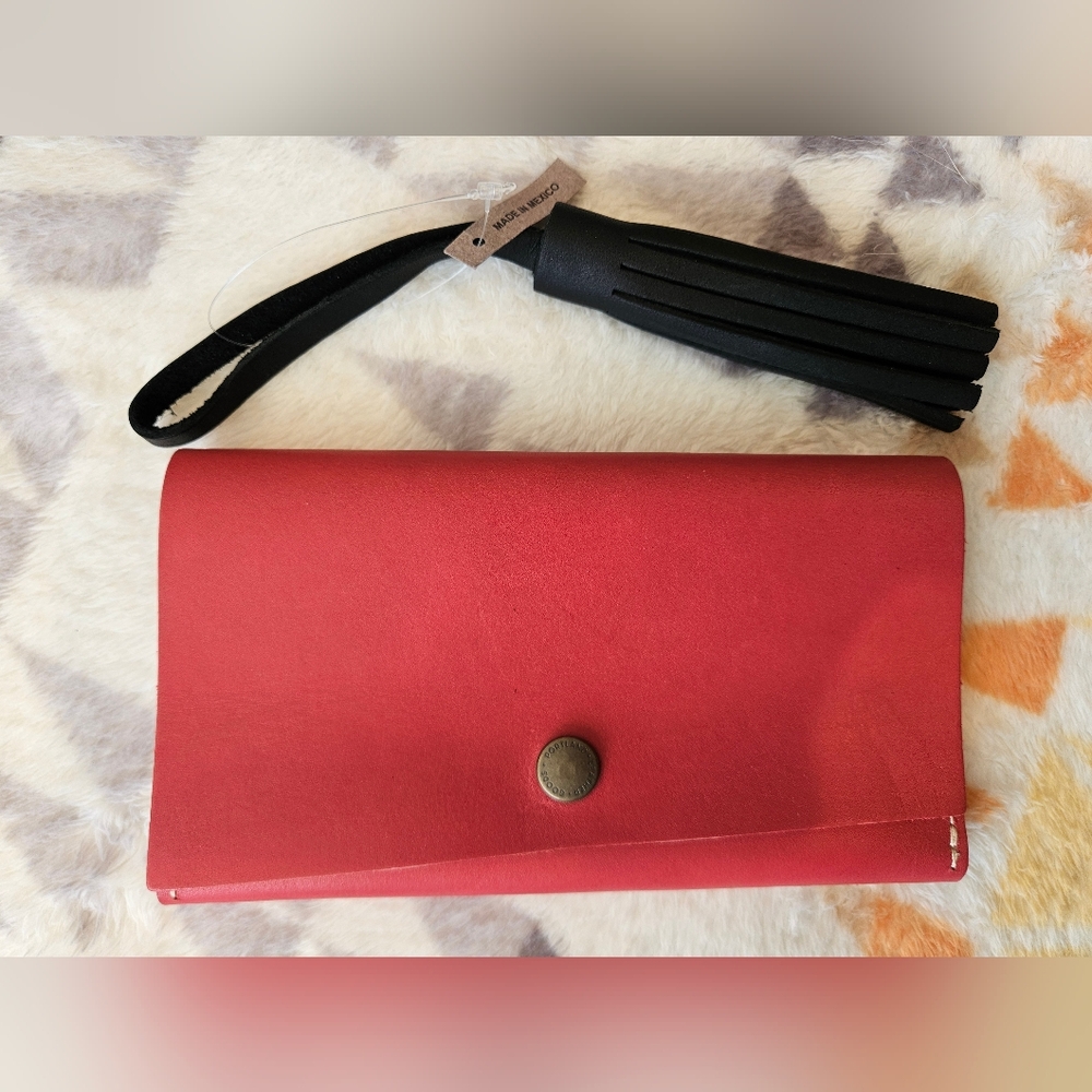 Portland Leather Tulip Rancher Wallet with Black Tassel